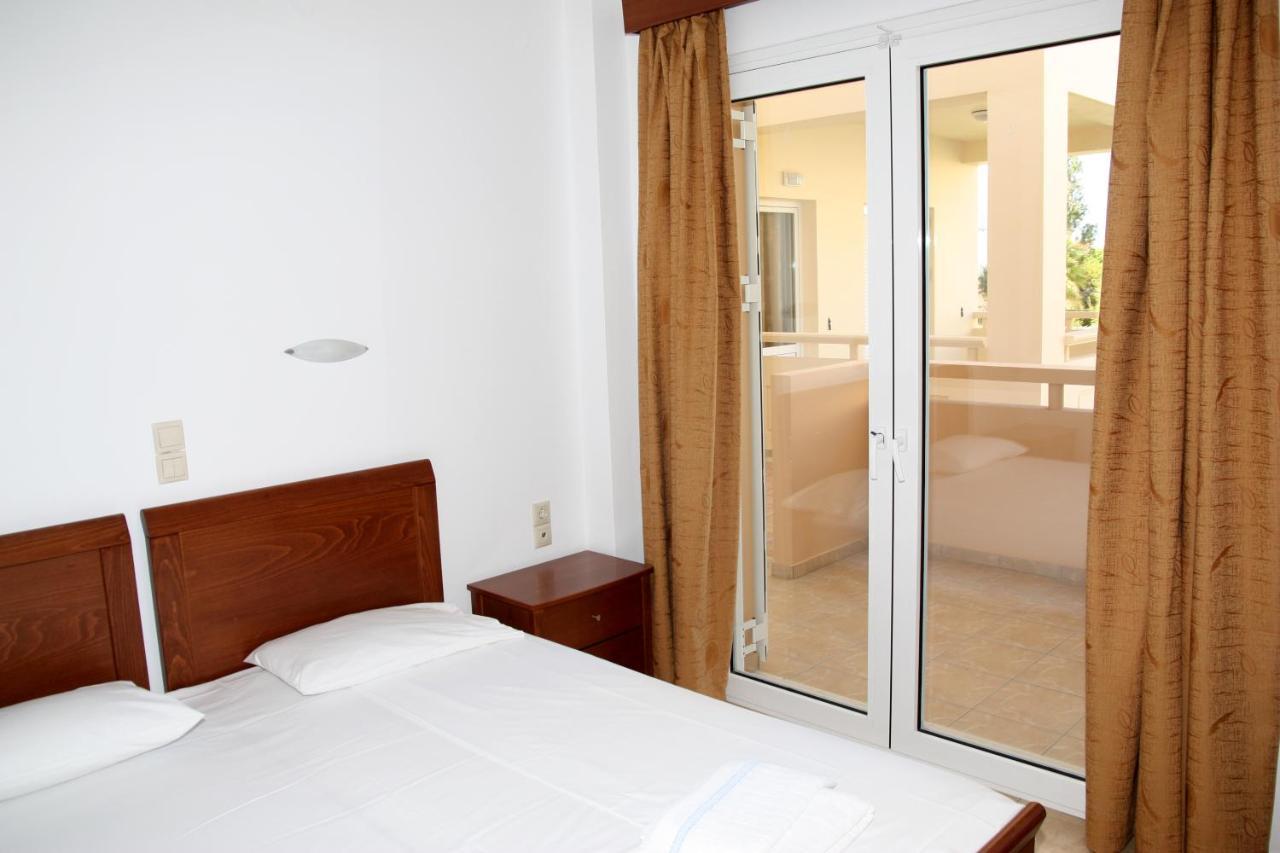 Dimitris Apartments Platanés Cameră foto